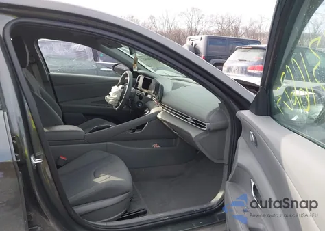 2024 Hyundai Elantra Se z USA, uszkodzony, nr VIN KMHLL4DG2RU765215